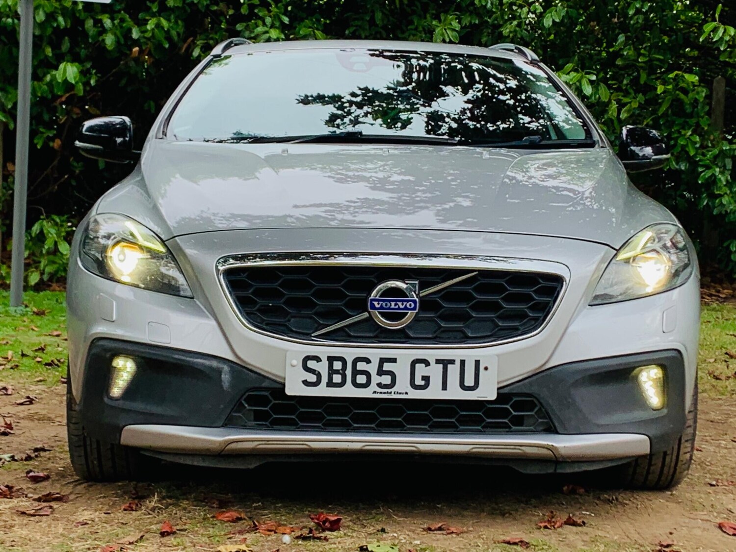 Used Volvo V40 Cross Country 2015 for sale - 75838850: Photo 35
