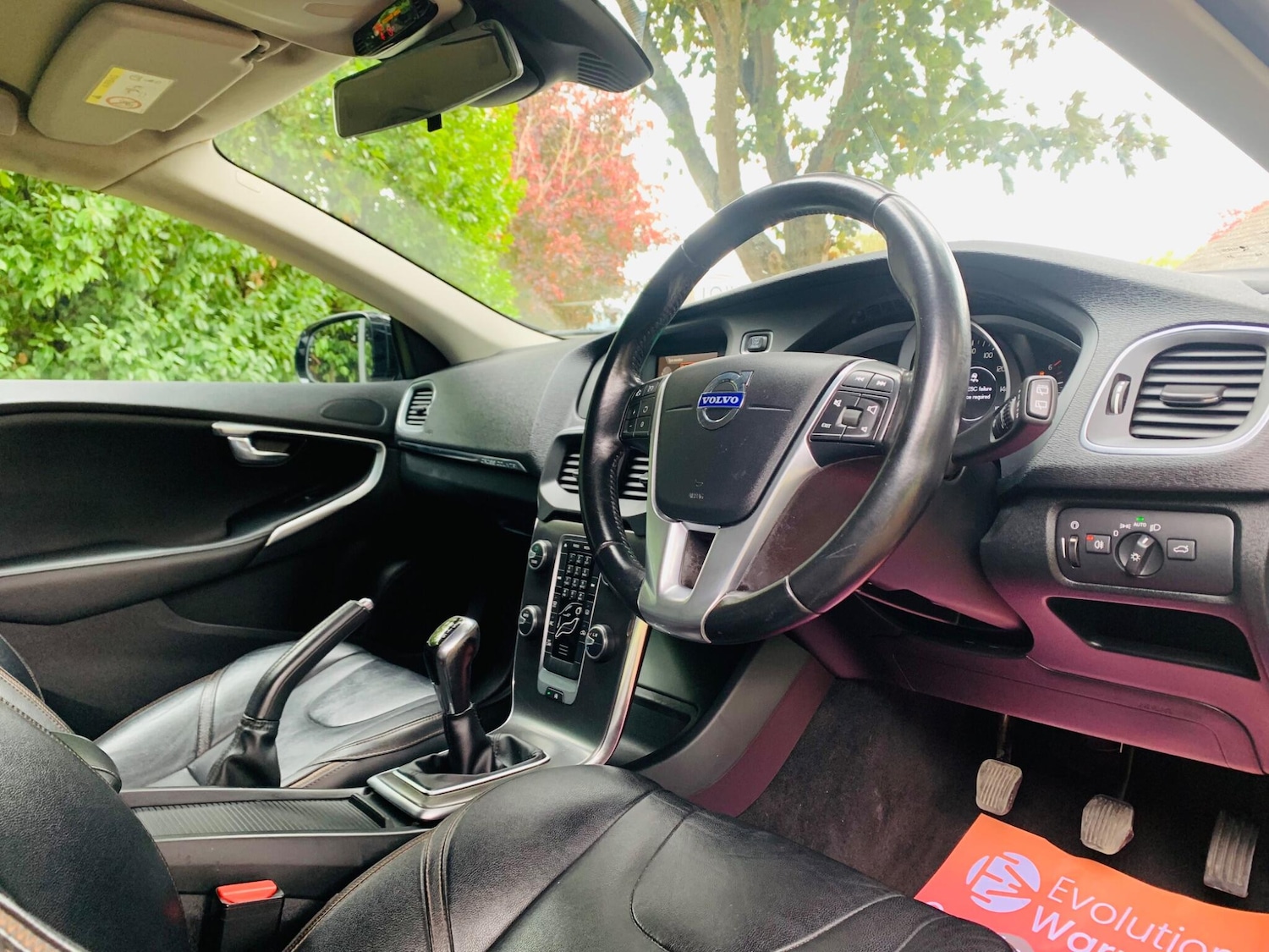 Used Volvo V40 Cross Country 2015 for sale - 75838850: Photo 6