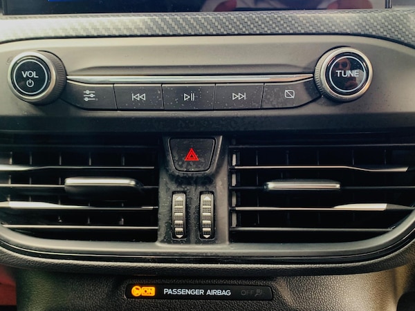 Used Ford Focus 2020 for sale - 74750416: Photo 32