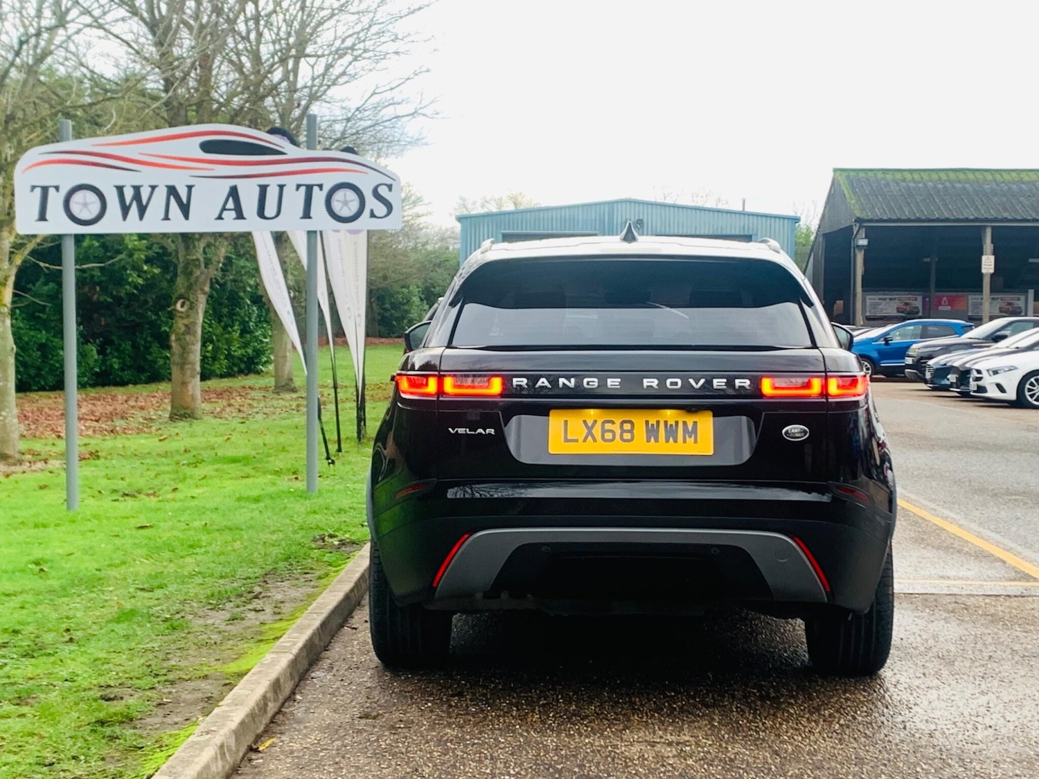 Used Land Rover Range Rover Velar 2018 for sale - 76744829: Photo 11