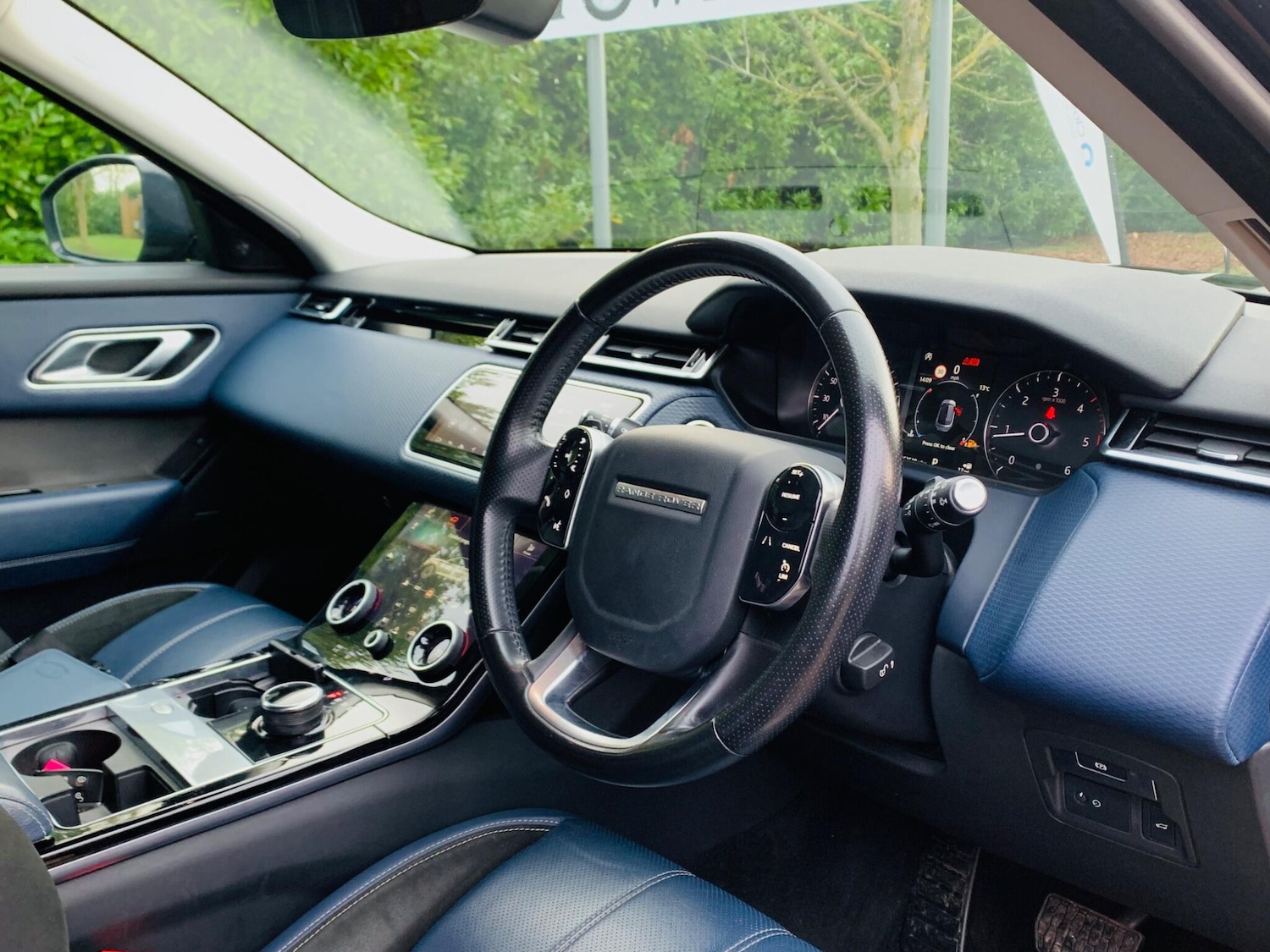 Used Land Rover Range Rover Velar 2018 for sale - 76744829: Photo 14