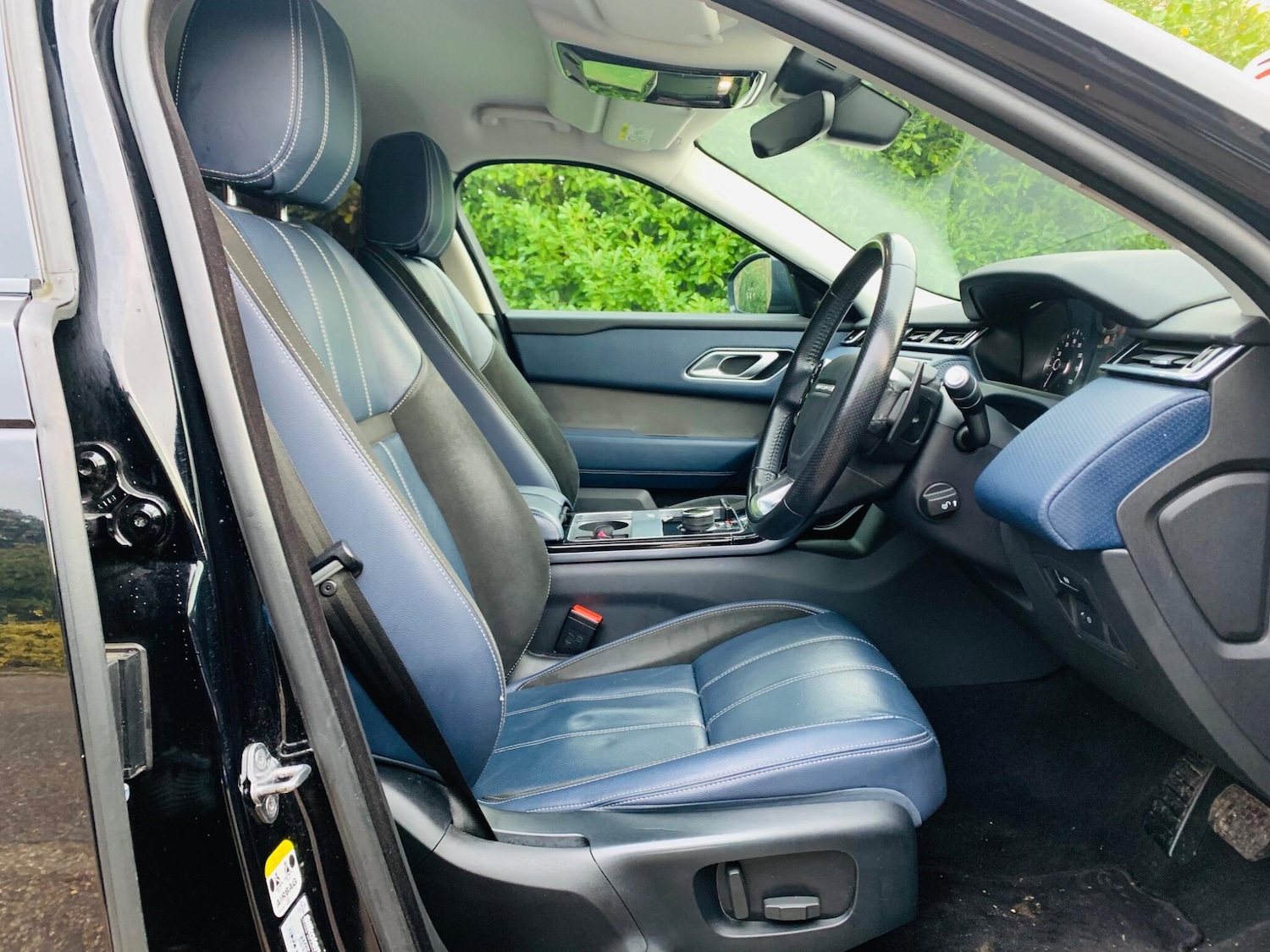 Used Land Rover Range Rover Velar 2018 for sale - 76744829: Photo 15