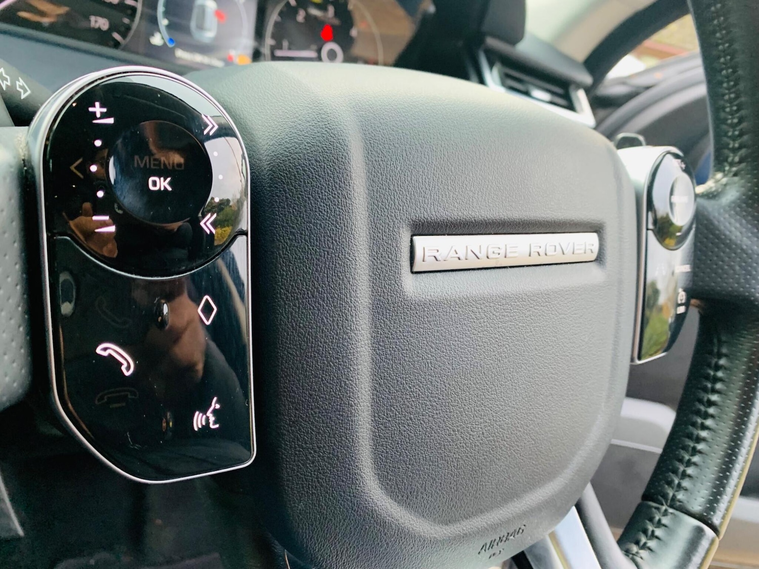 Used Land Rover Range Rover Velar 2018 for sale - 76744829: Photo 21