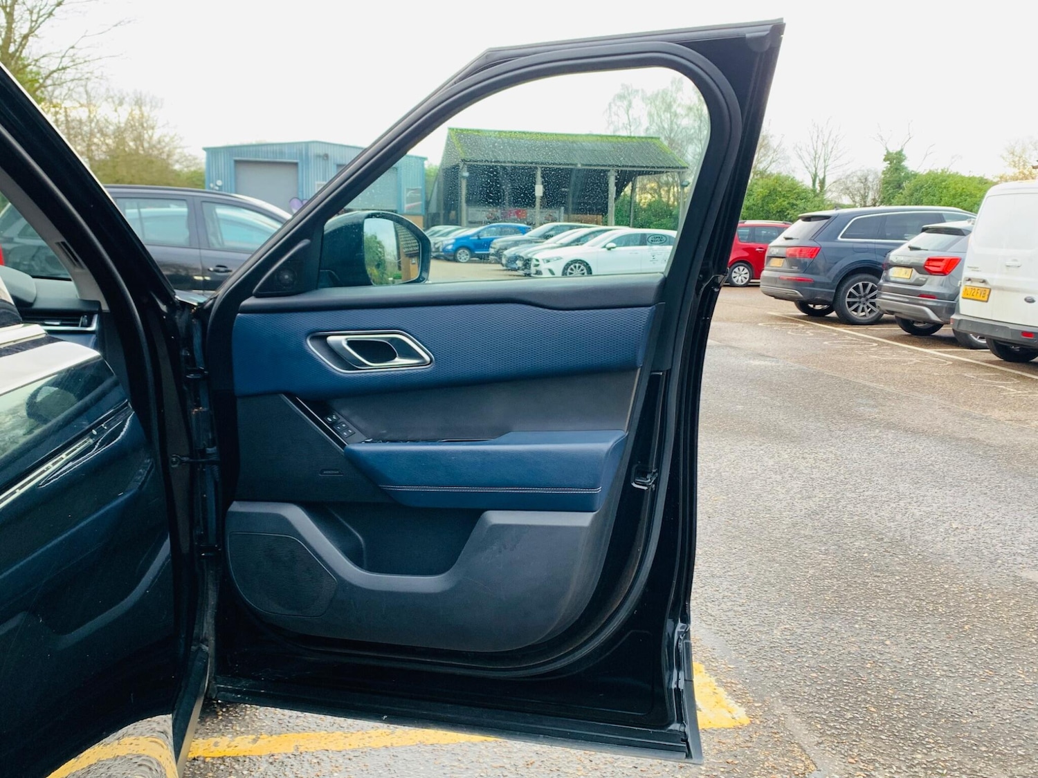 Used Land Rover Range Rover Velar 2018 for sale - 76744829: Photo 22