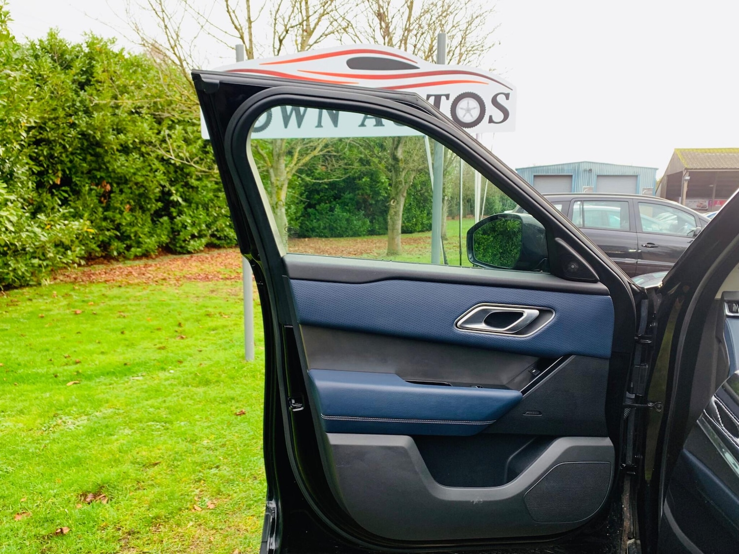 Used Land Rover Range Rover Velar 2018 for sale - 76744829: Photo 26