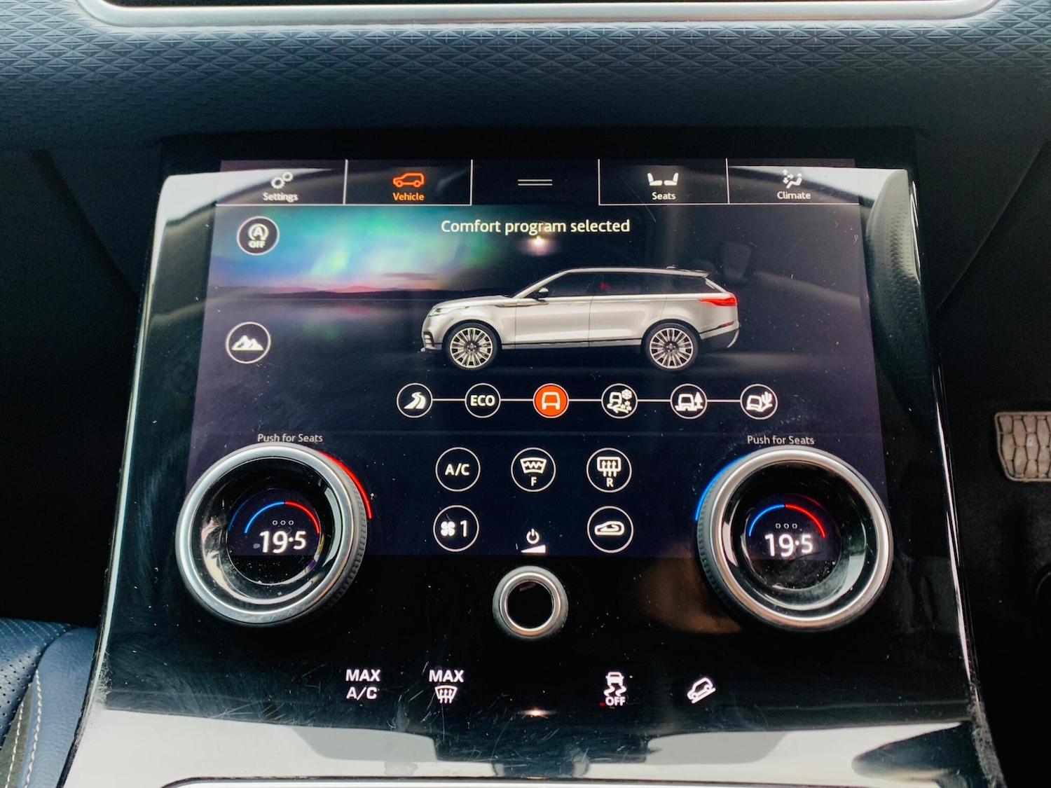 Used Land Rover Range Rover Velar 2018 for sale - 76744829: Photo 27