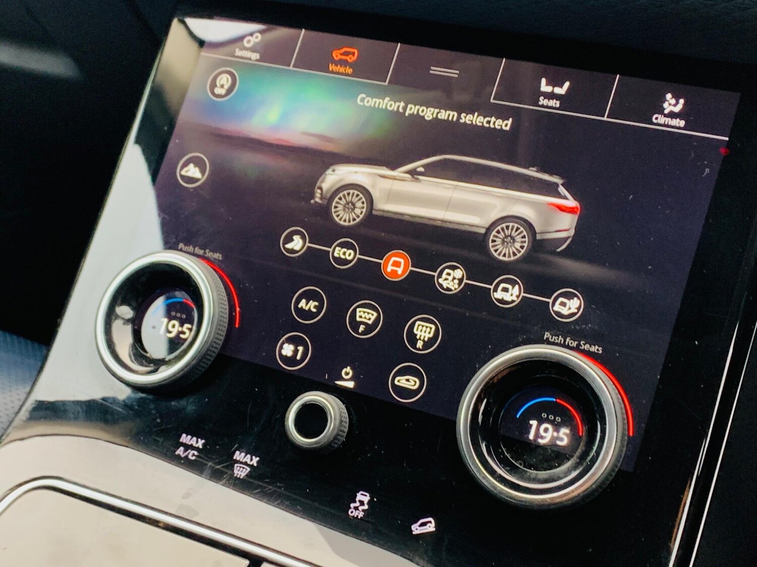 Used Land Rover Range Rover Velar 2018 for sale - 76744829: Photo 42