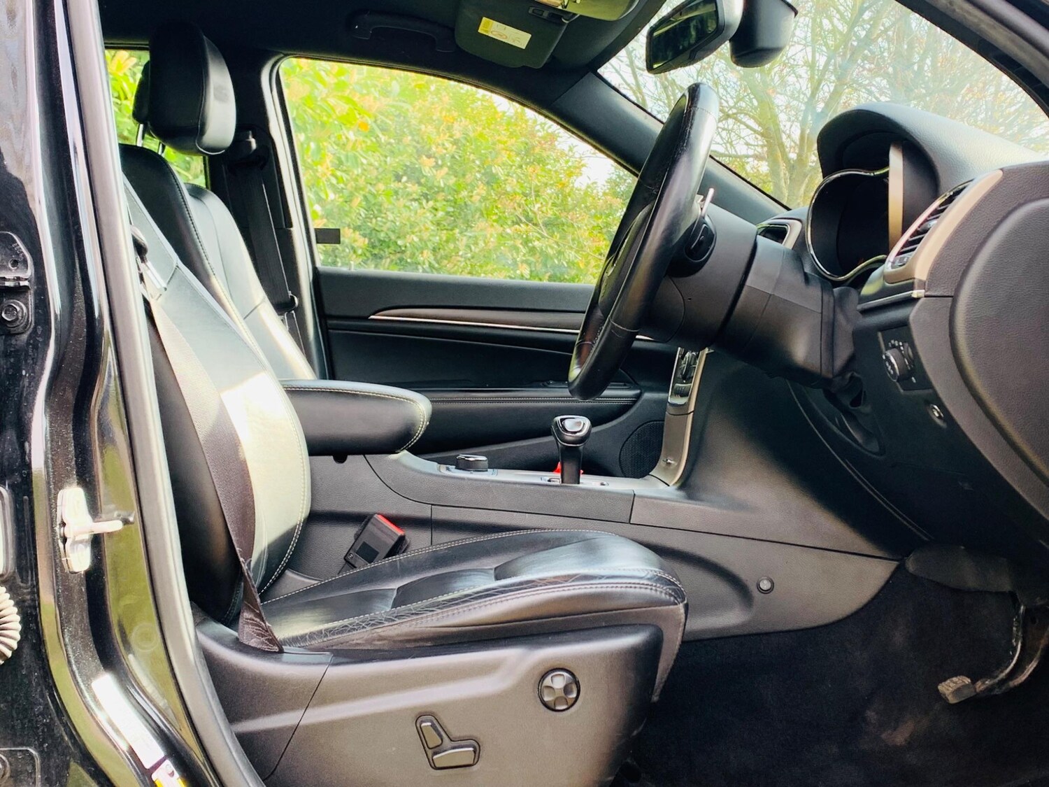 Used Jeep Grand Cherokee 2014 for sale - 77510569: Photo 14