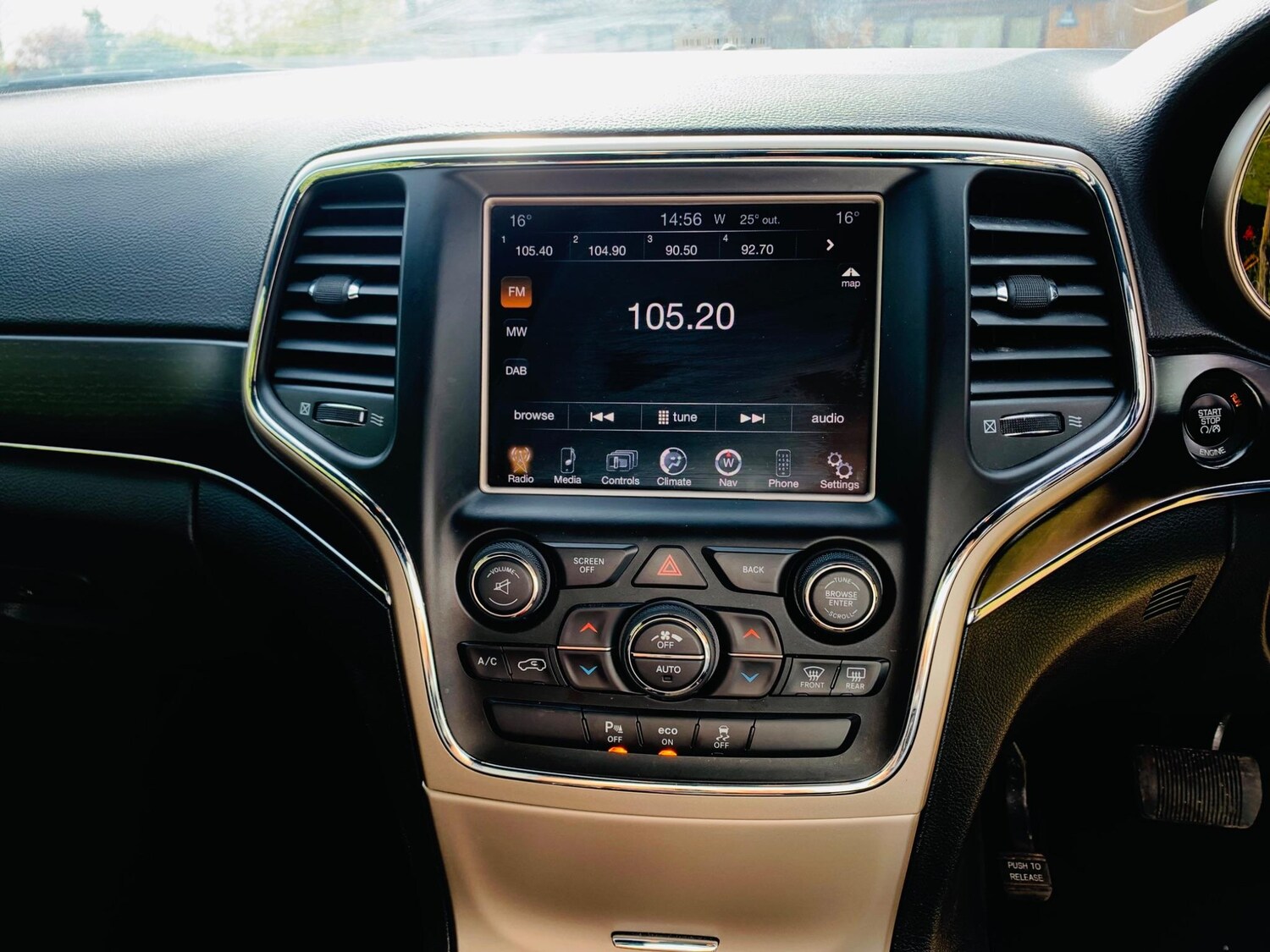 Used Jeep Grand Cherokee 2014 for sale - 77510569: Photo 26