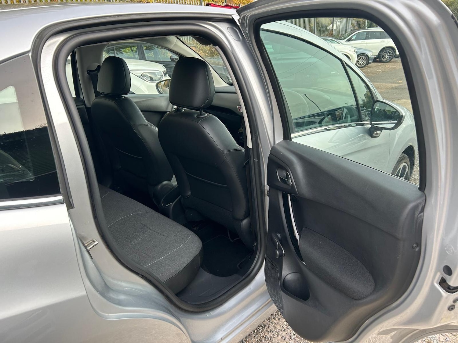 Used Citroen C3 2016 for sale - 77525028: Photo 15