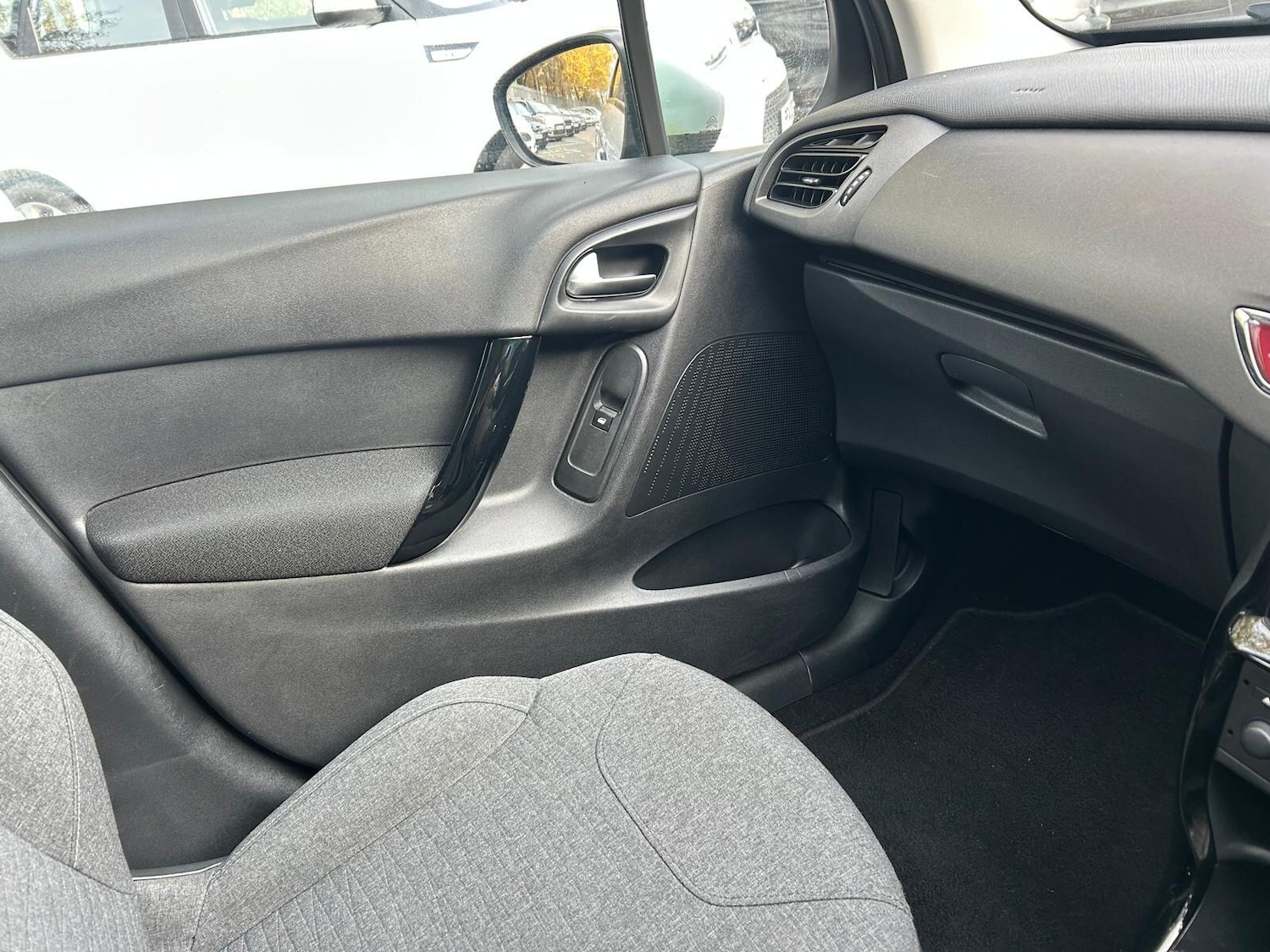 Used Citroen C3 2016 for sale - 77525028: Photo 23