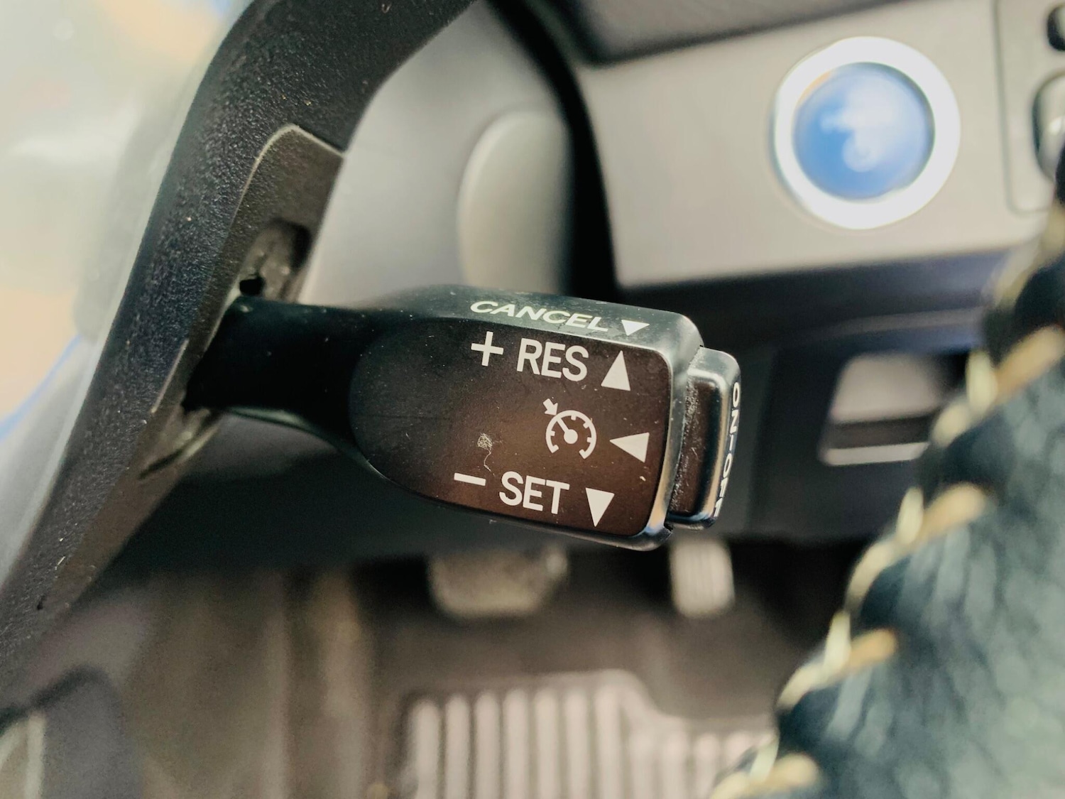 Used Toyota Yaris 2015 for sale - 76995150: Photo 17