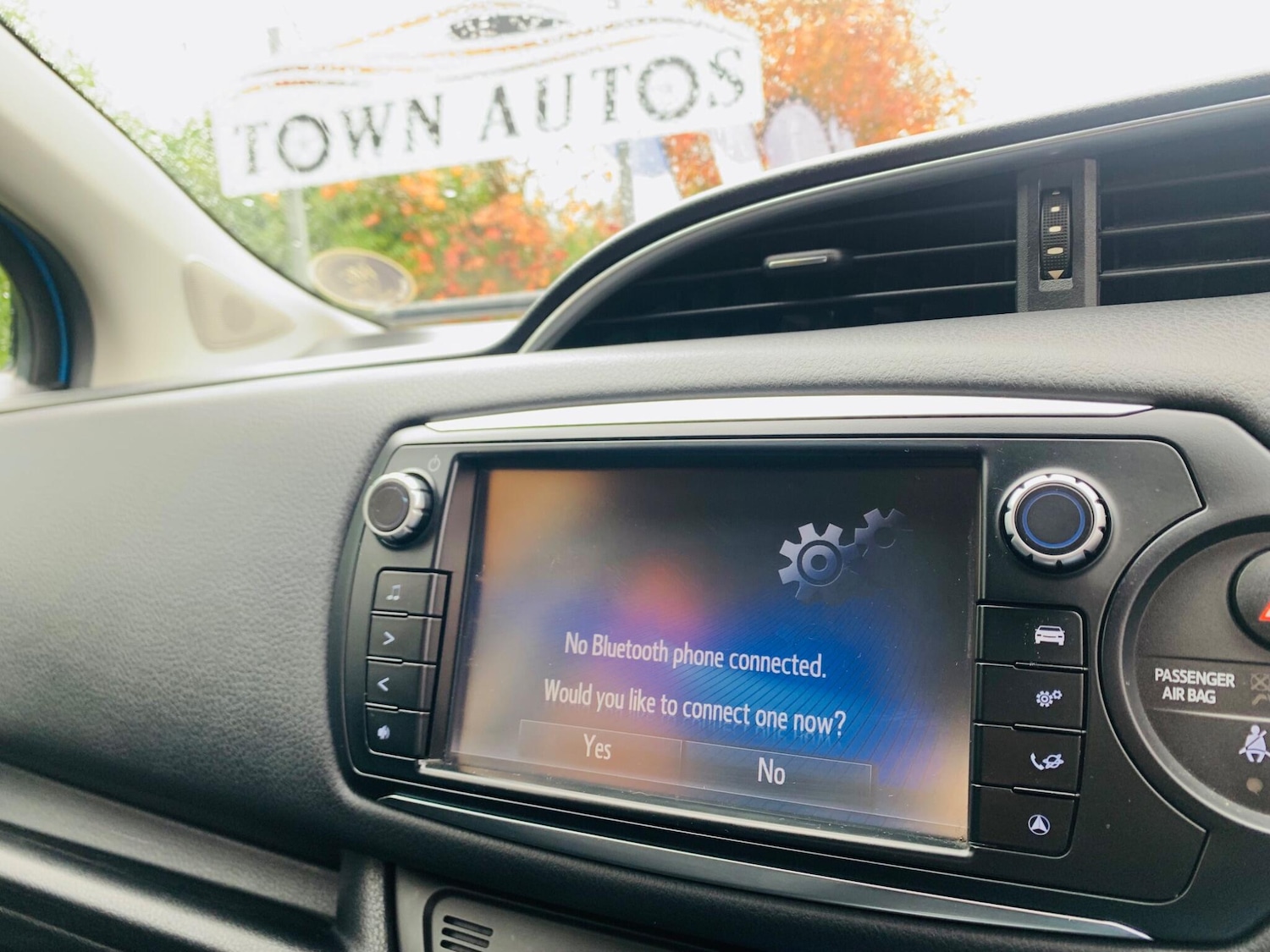 Used Toyota Yaris 2015 for sale - 76995150: Photo 27