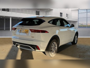 Used Jaguar E-Pace 2018 for sale - 76994513: Photo