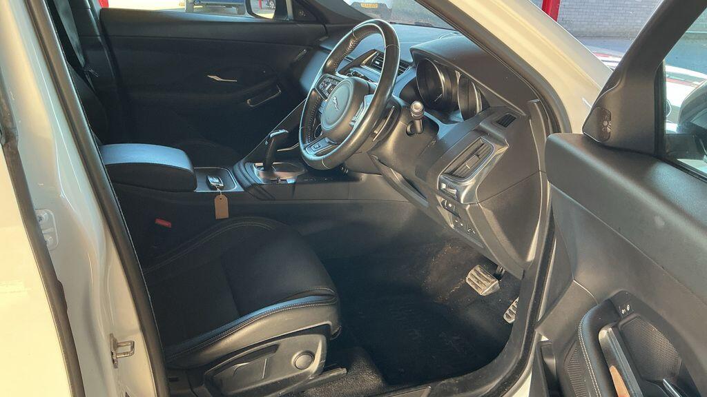 Used Jaguar E-Pace 2018 for sale - 76994513: Photo 9