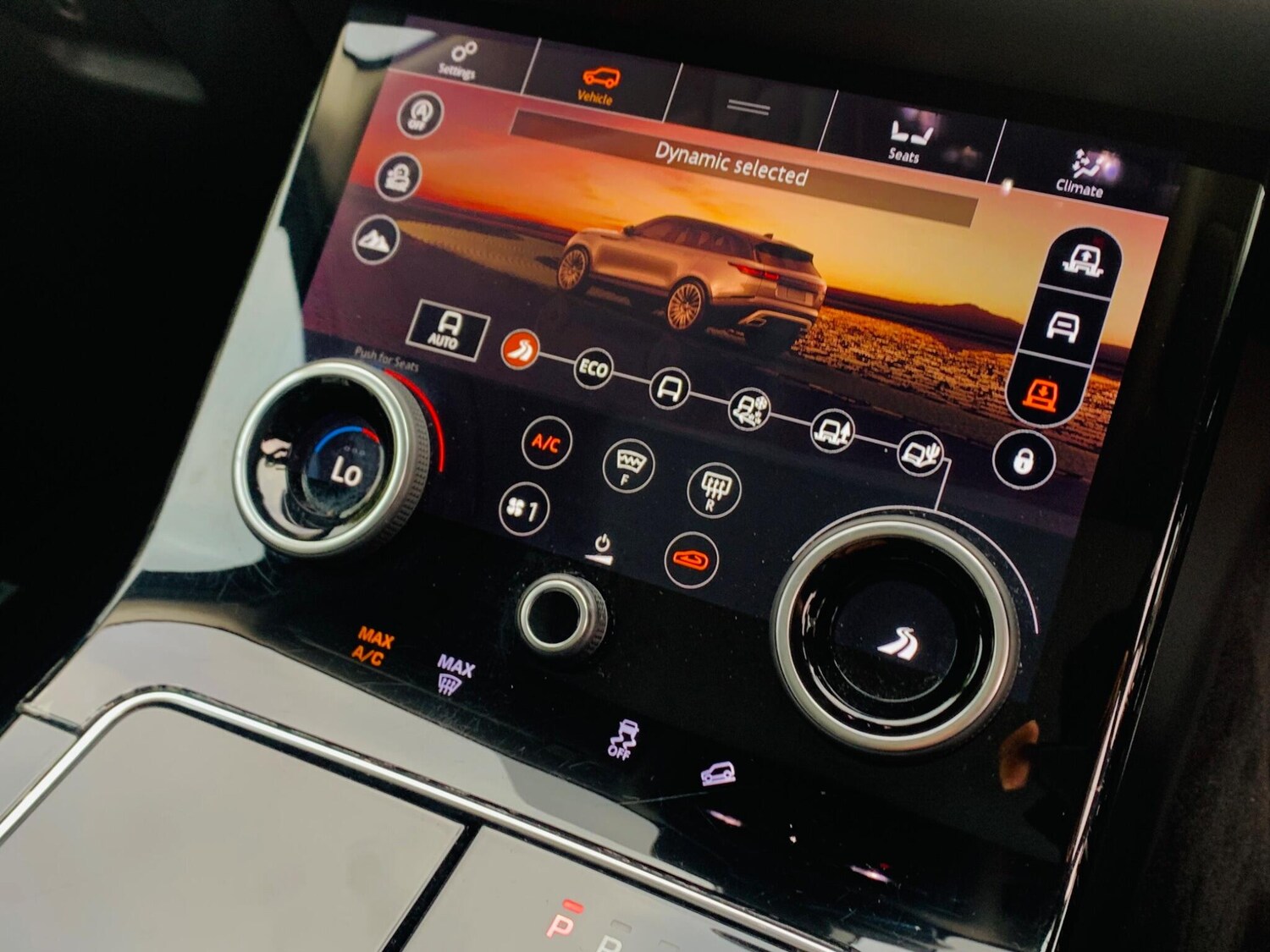 Used Land Rover Range Rover Velar 2017 for sale - 77696363: Photo 19