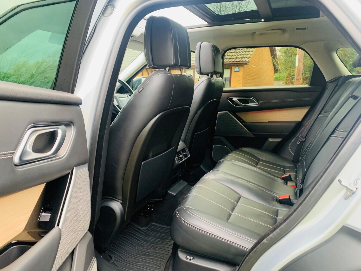 Used Land Rover Range Rover Velar 2017 for sale - 77696363: Photo 51