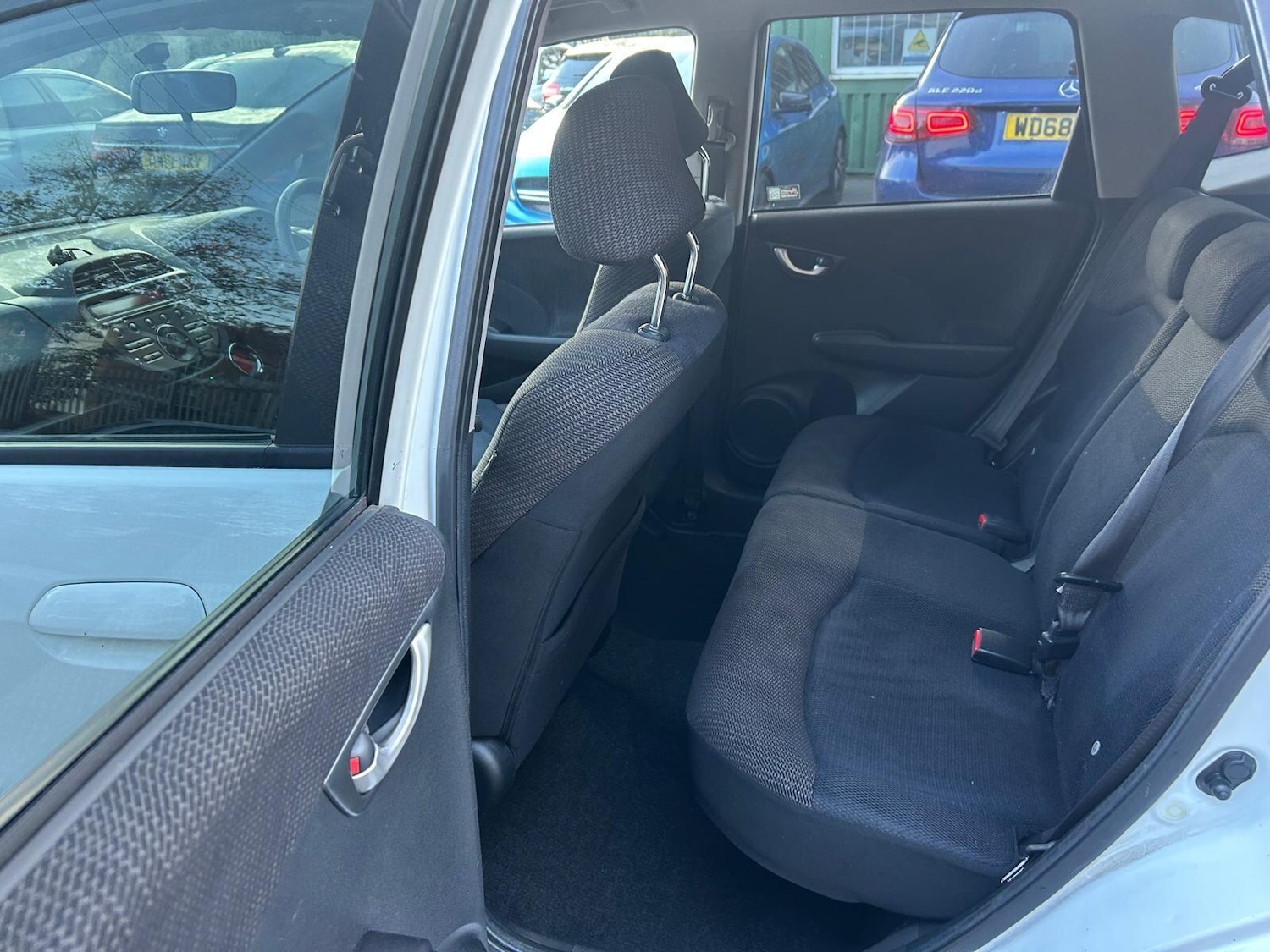 Used Honda Jazz 2015 for sale - 76994149: Photo 12