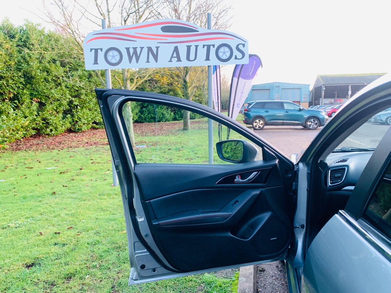 Used Mazda Mazda3 2014 for sale - 77291175: Photo 34