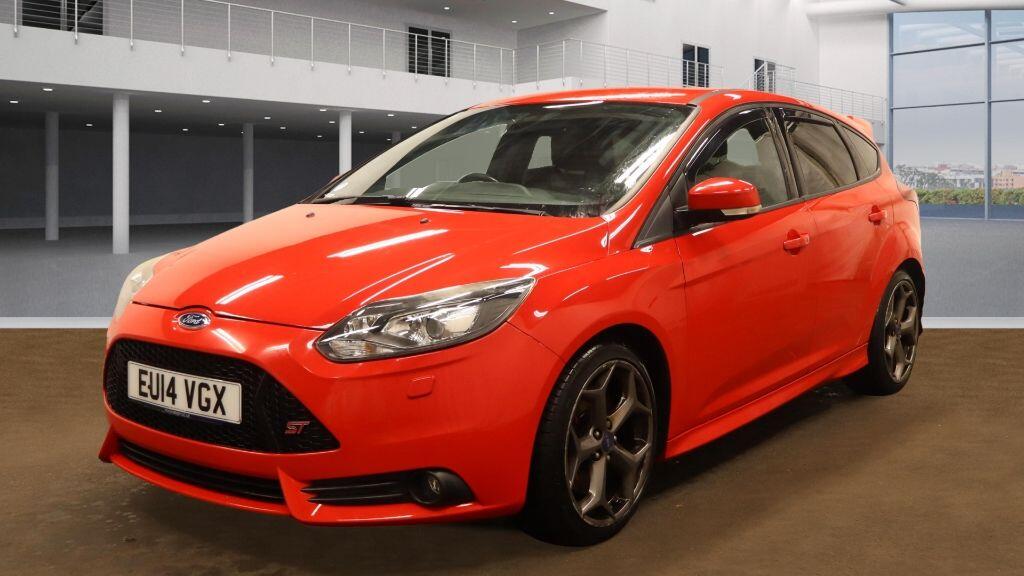Used Ford Focus 2014 for sale - 76295583: Photo 2