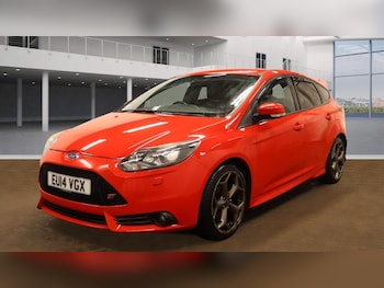 Used Ford Focus 2014 for sale - 76295583: Photo 2