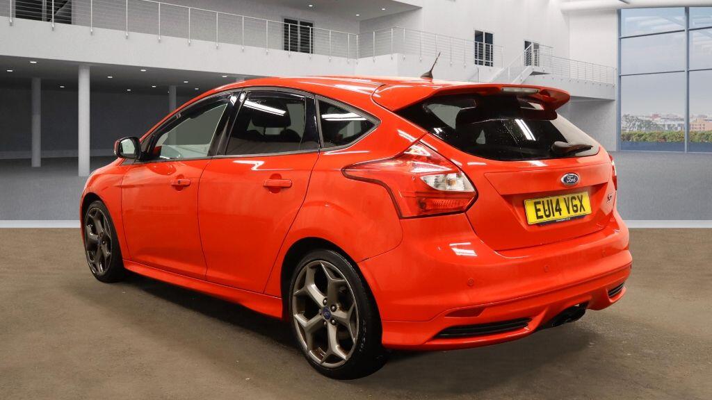 Used Ford Focus 2014 for sale - 76295583: Photo 3