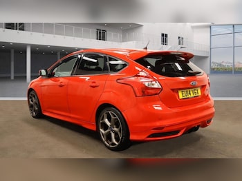 Used Ford Focus 2014 for sale - 76295583: Photo 3