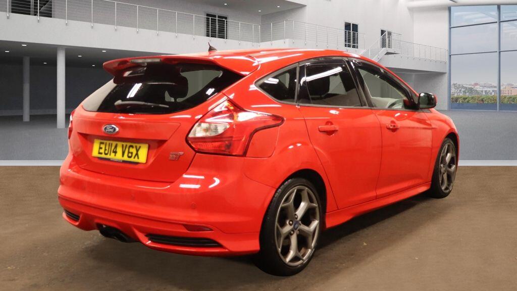 Used Ford Focus 2014 for sale - 76295583: Photo 4