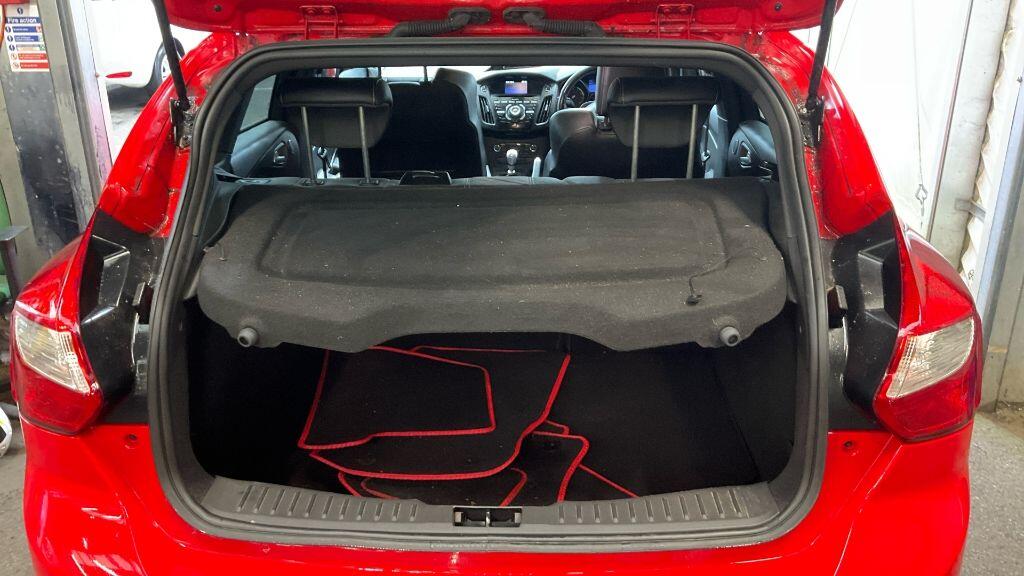 Used Ford Focus 2014 for sale - 76295583: Photo 7