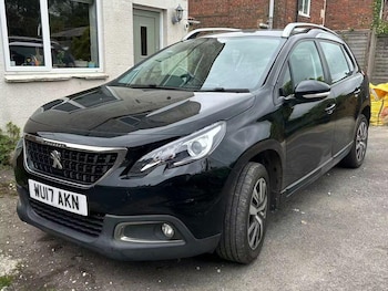 Used Peugeot 2008 2017 for sale - 78695148: Photo