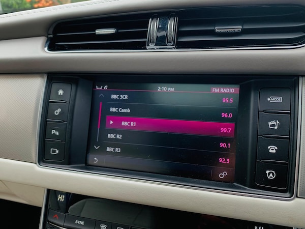 Used Jaguar XF 2015 for sale - 76295557: Photo 31