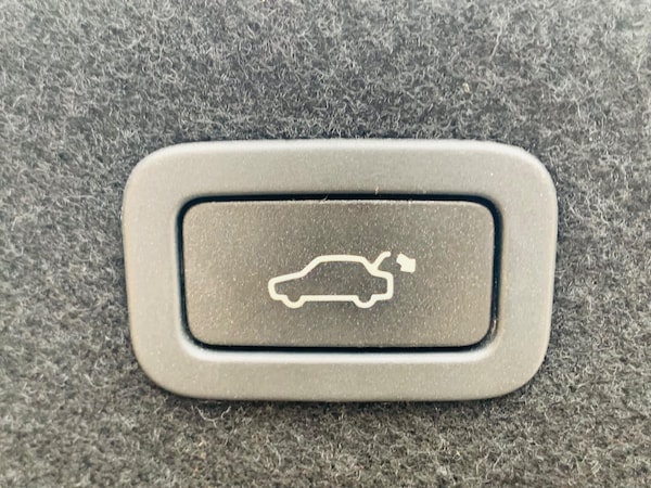 Used Jaguar XF 2015 for sale - 76295557: Photo 39
