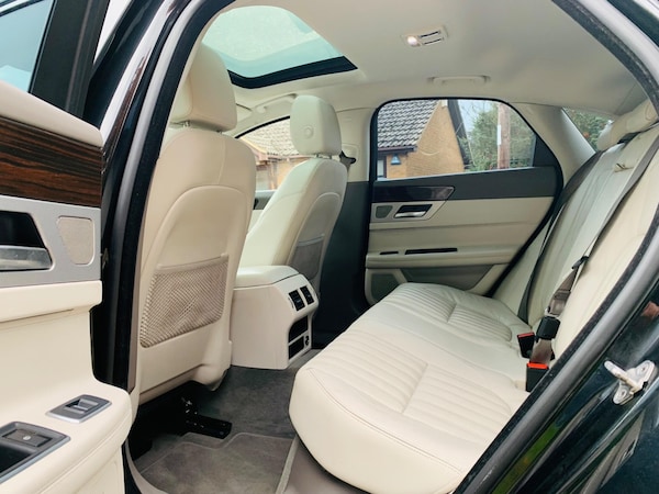 Used Jaguar XF 2015 for sale - 76295557: Photo 42
