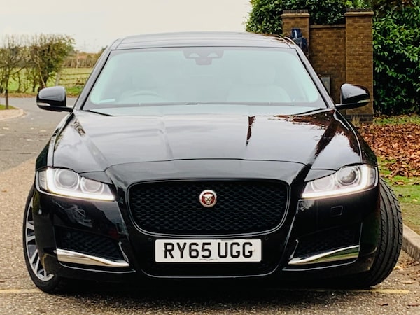 Used Jaguar XF 2015 for sale - 76295557: Photo 4