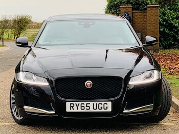 Used Jaguar XF 2015 for sale - 76295557: Photo 4