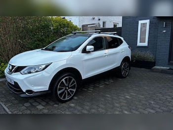 Used Nissan Qashqai 2017 for sale - 77684276: Photo