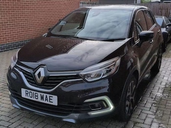 Used Renault Captur 2018 for sale - 76765661: Photo