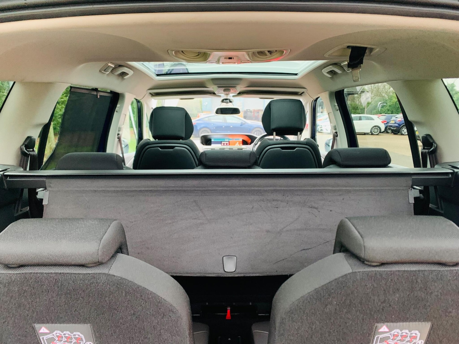 Used Citroen C4 Grand Picasso 2017 for sale - 77029036: Photo 33