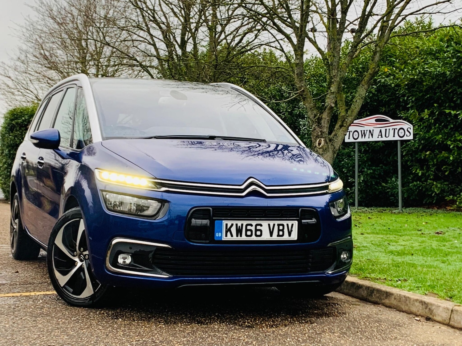 Used Citroen C4 Grand Picasso 2017 for sale - 77029036: Photo 6
