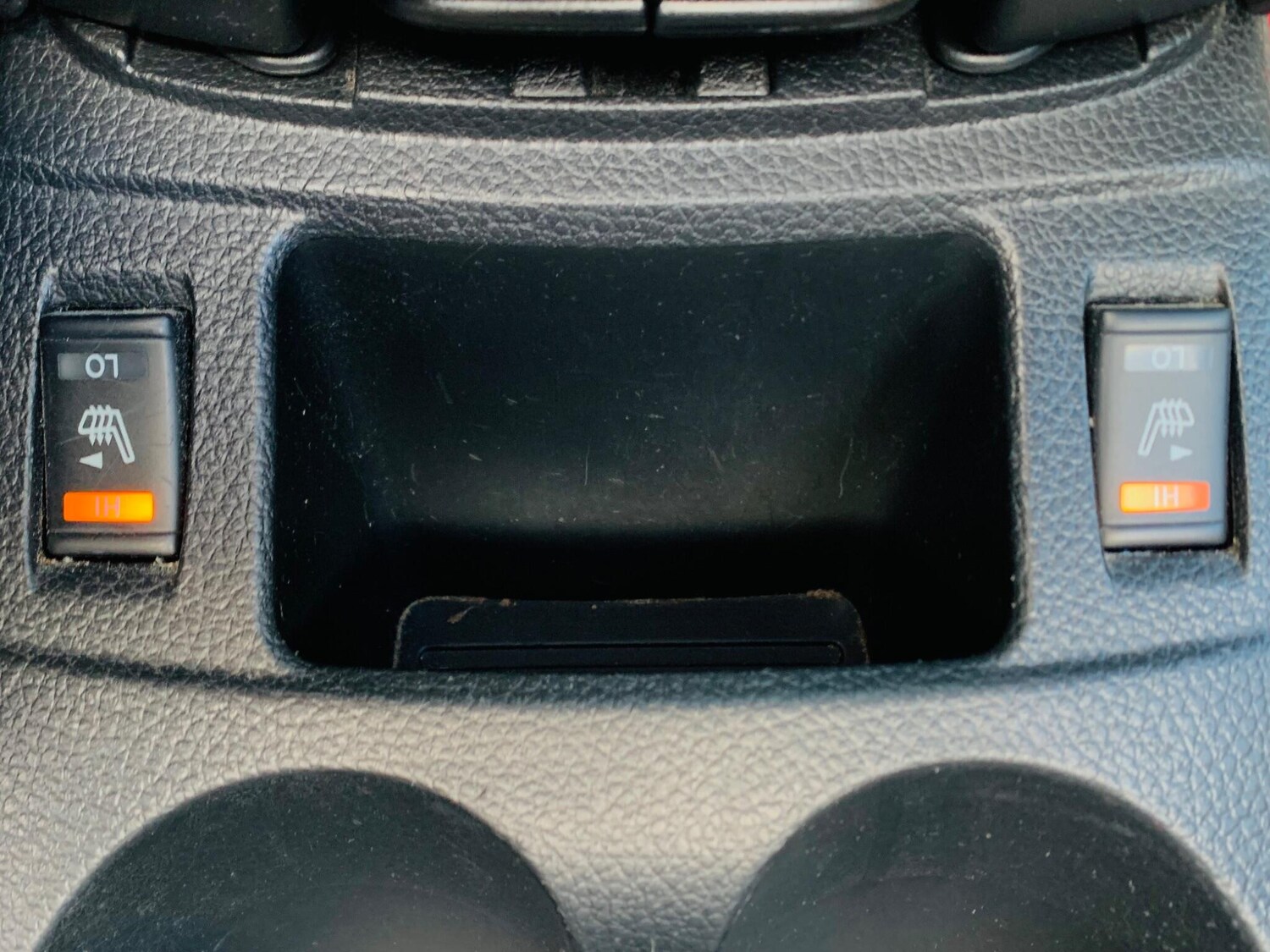 Used Nissan Qashqai 2017 for sale - 76744826: Photo 24