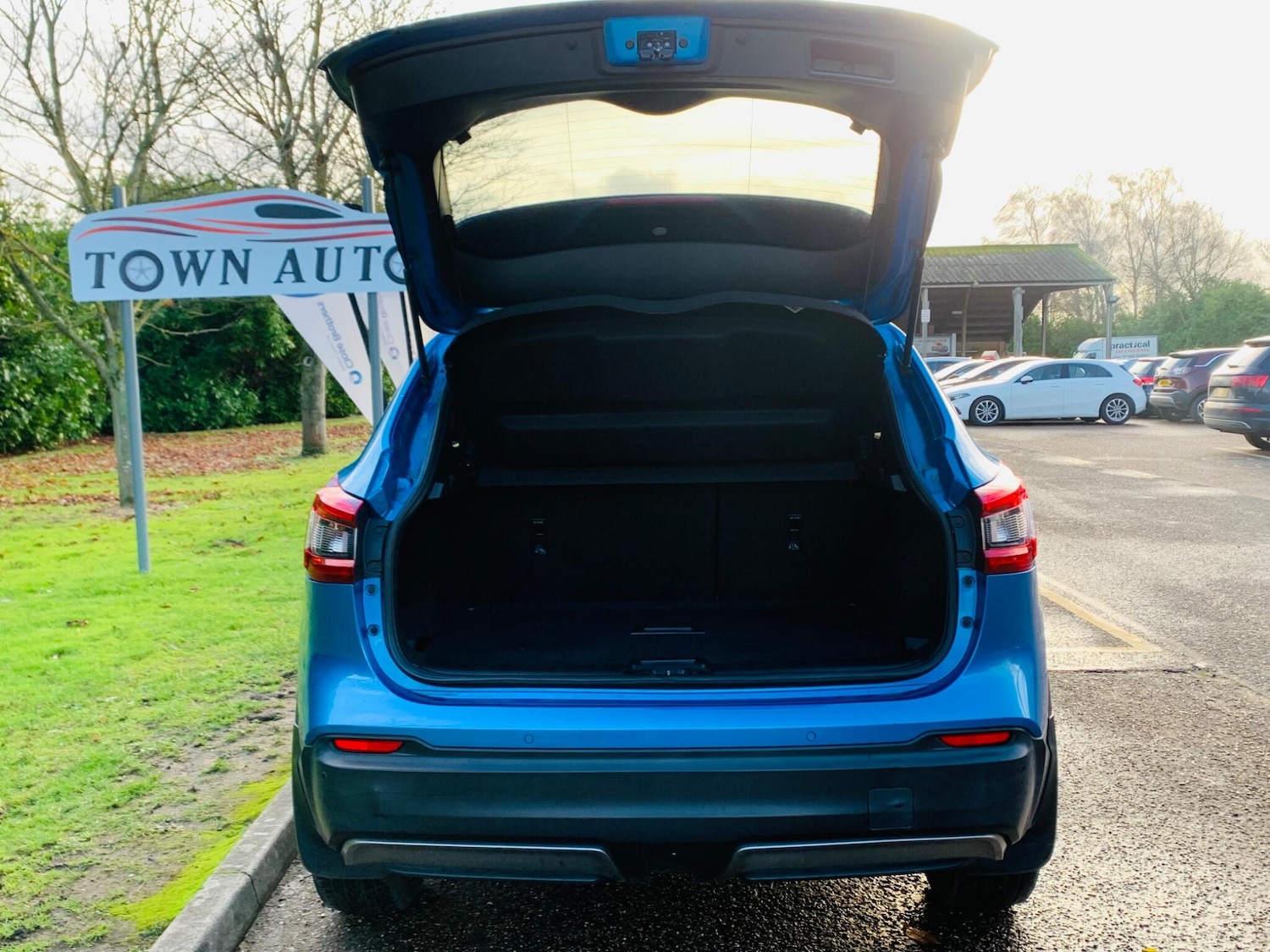 Used Nissan Qashqai 2017 for sale - 76744826: Photo 39