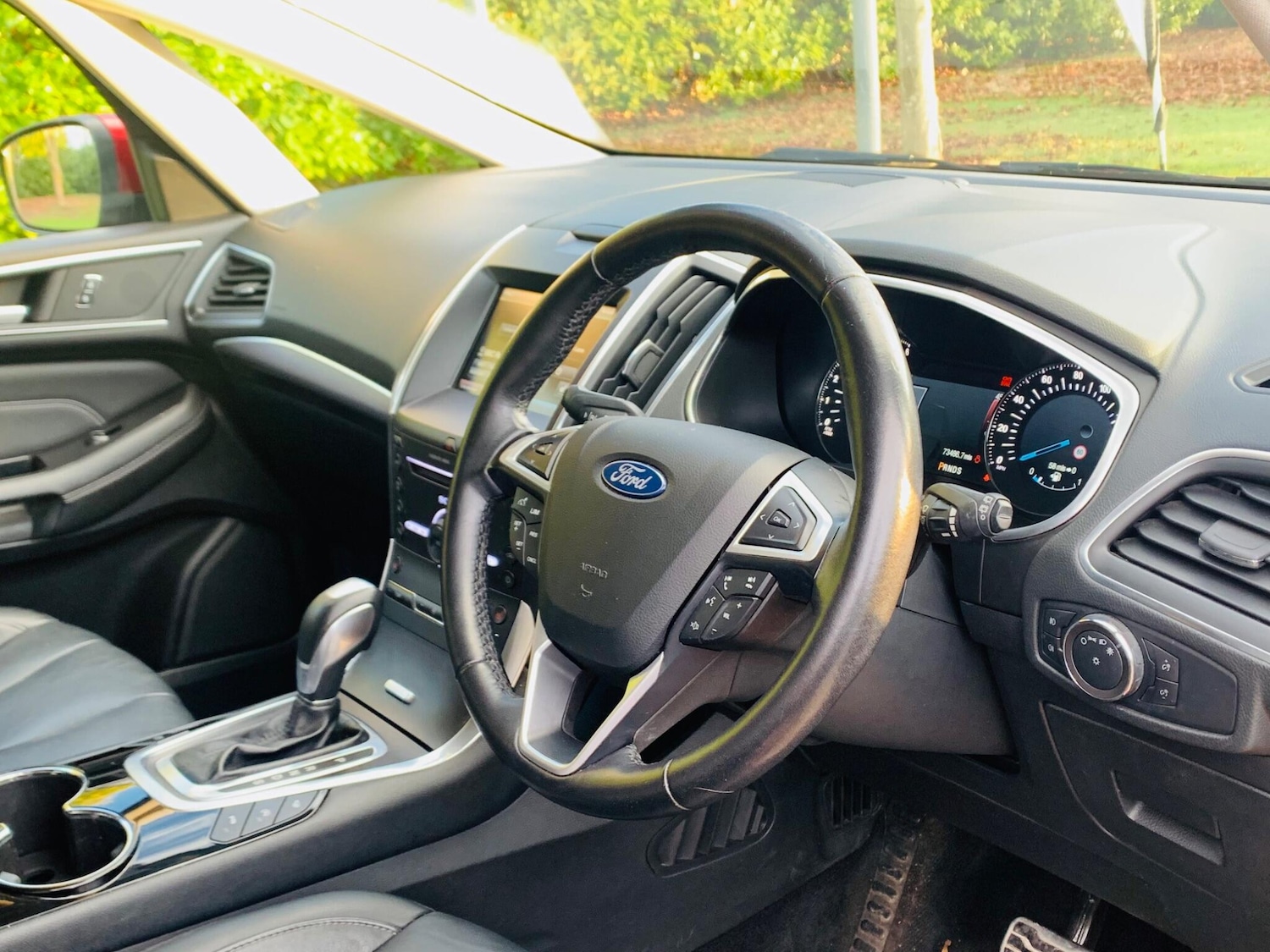 Used Ford S-Max 2015 for sale - 76744835: Photo 14