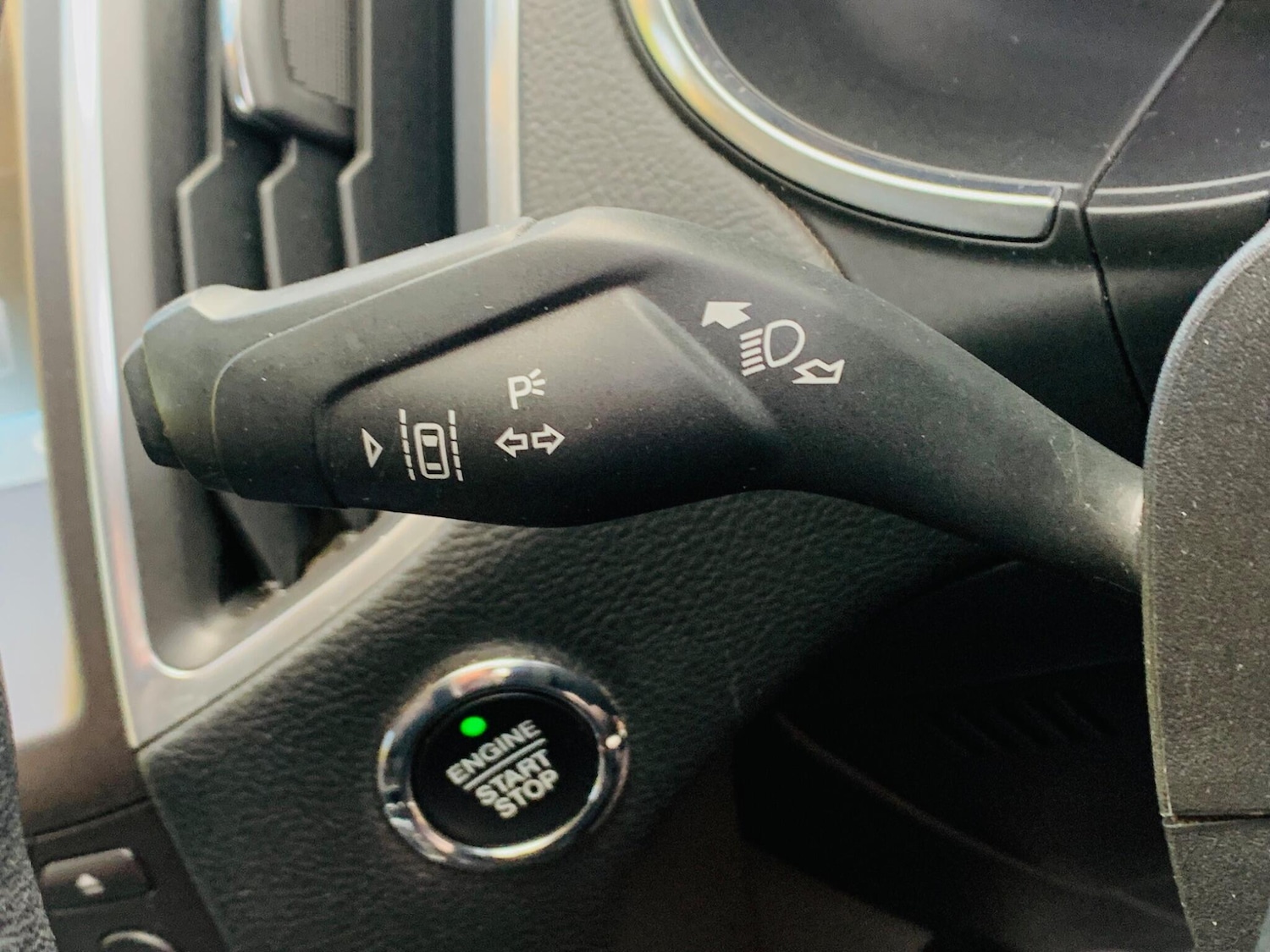 Used Ford S-Max 2015 for sale - 76744835: Photo 19