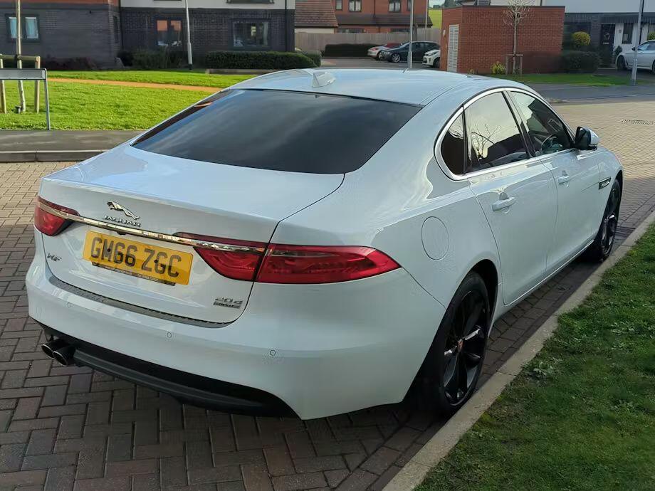 Used Jaguar XF 2016 for sale - 77050103: Photo 3
