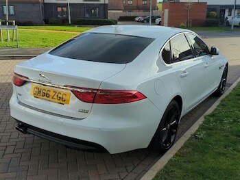 Used Jaguar XF 2016 for sale - 77050103: Photo