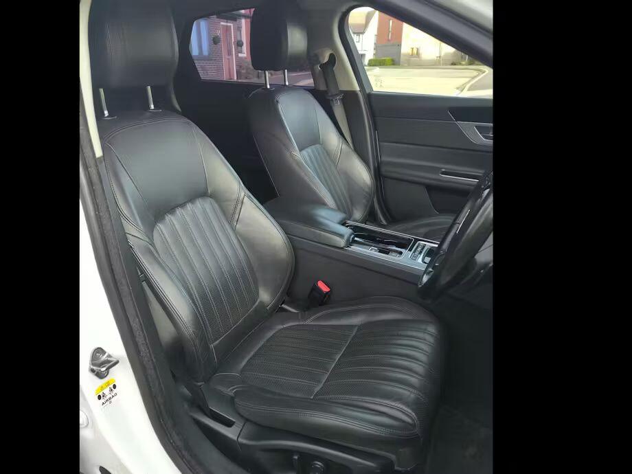 Used Jaguar XF 2016 for sale - 77050103: Photo 5