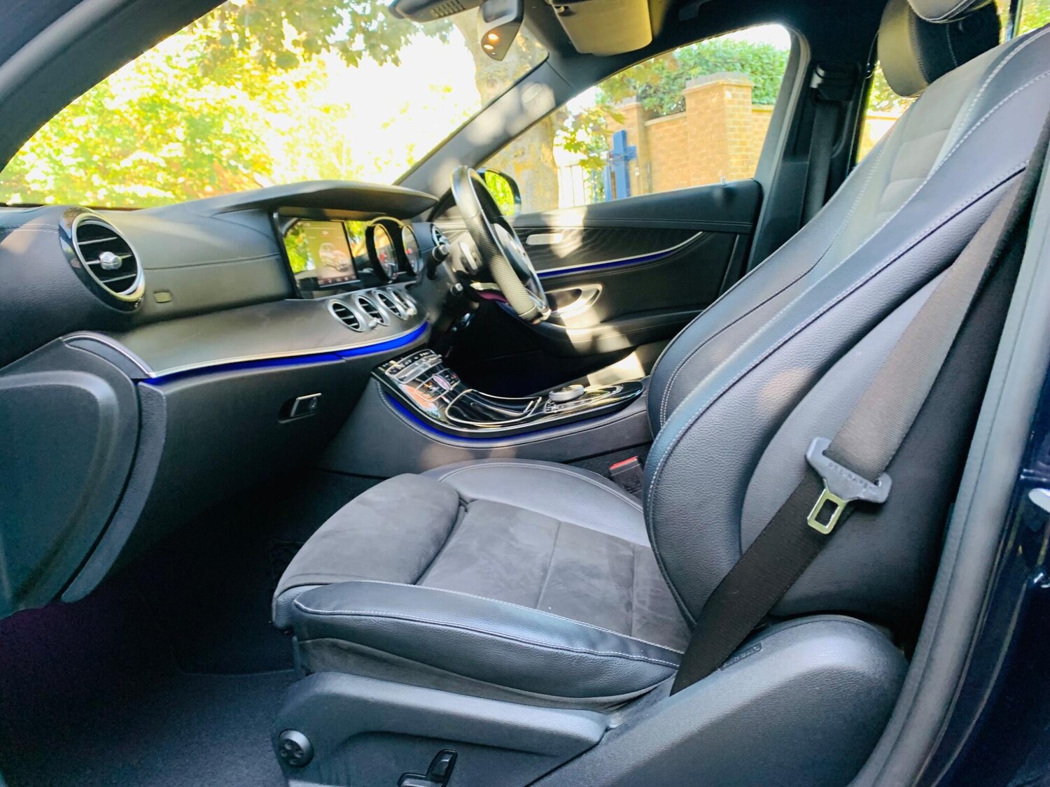 Used Mercedes-Benz E-Class 2016 for sale - 76032624: Photo 51