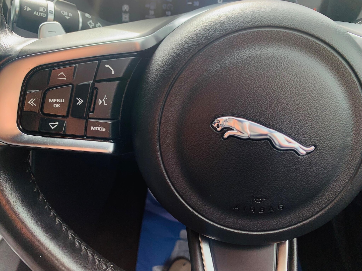 Used Jaguar XE 2018 for sale - 77386470: Photo 21