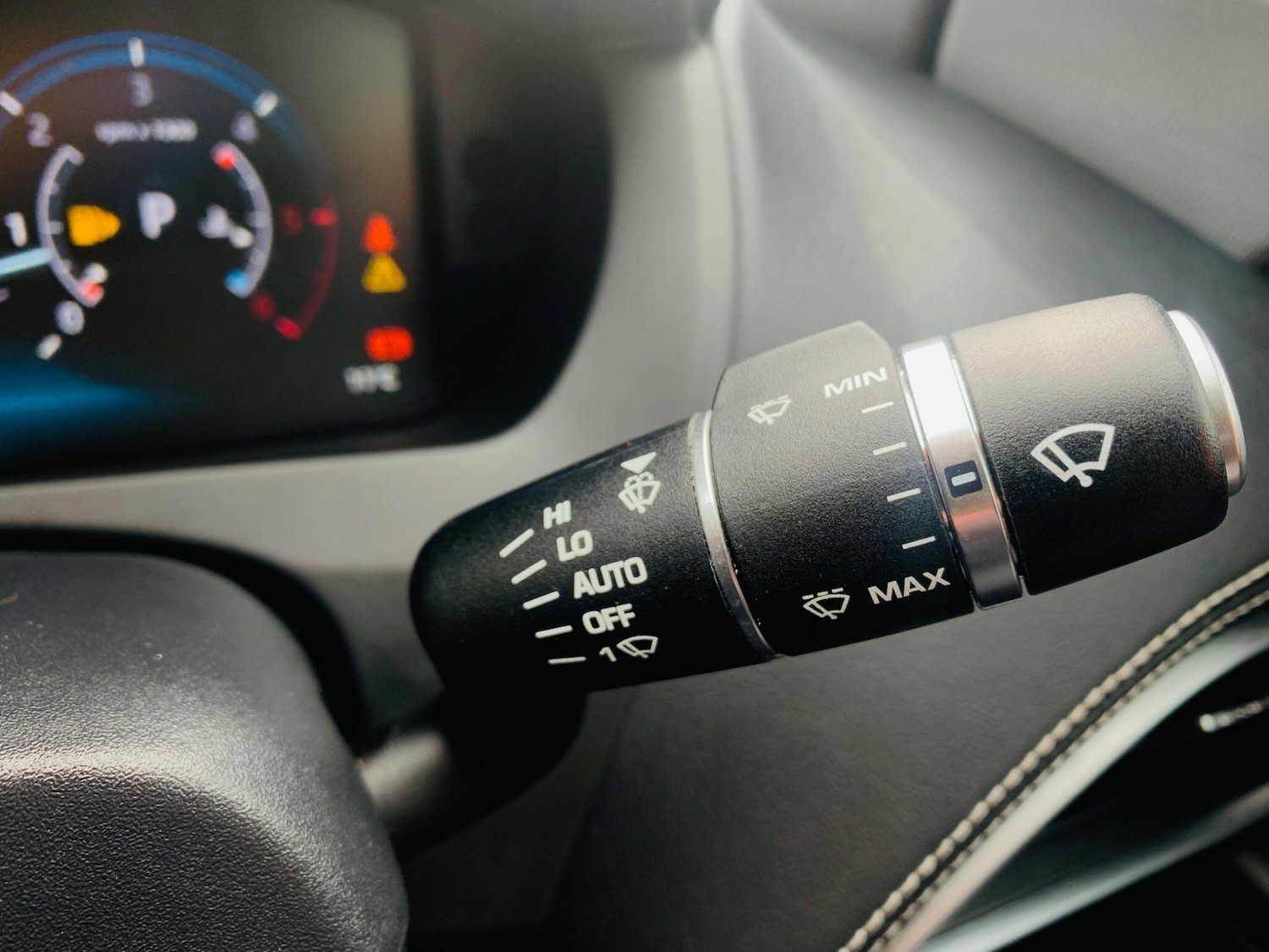 Used Jaguar XE 2018 for sale - 77386470: Photo 25