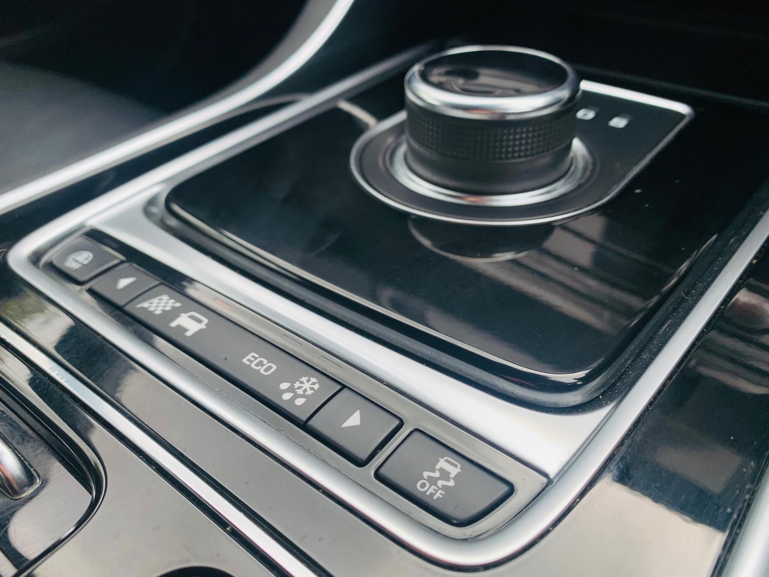 Used Jaguar XE 2018 for sale - 77386470: Photo 26